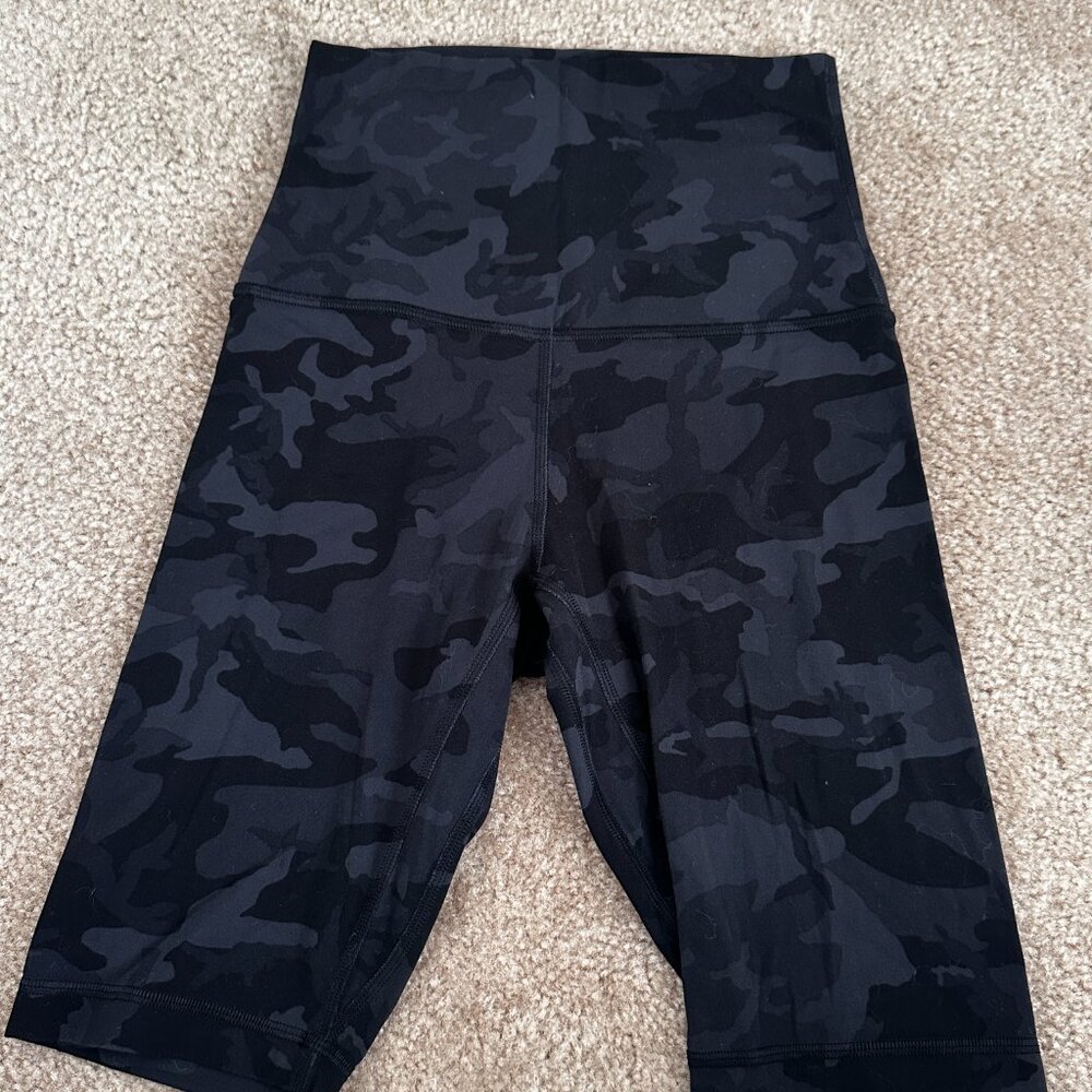 NWOT Lululemon Align High Rise Short - Picture 4 of 6